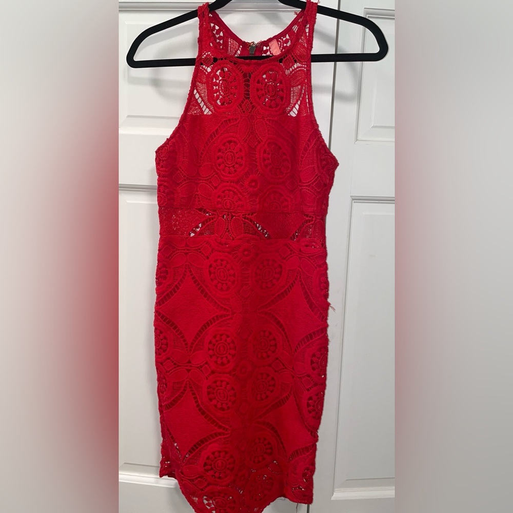 Red Lace Sleeveless Dress